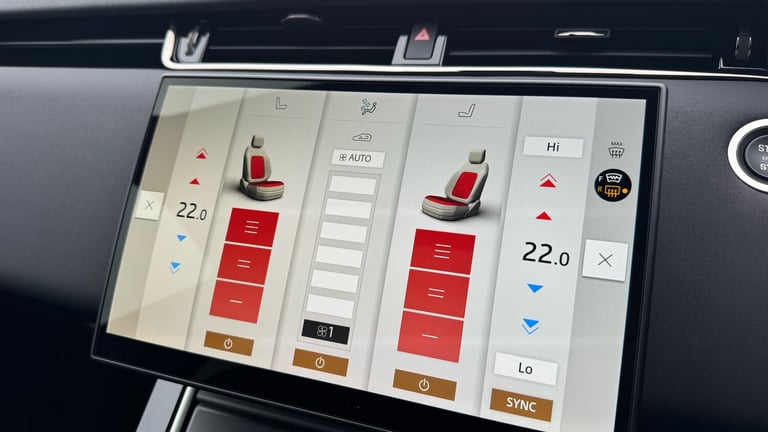 2025 Land Rover Range Rover Evoque 2.0 D200 Dynamic SE 5dr Auto Diesel Hatchback Hatchback Diesel...