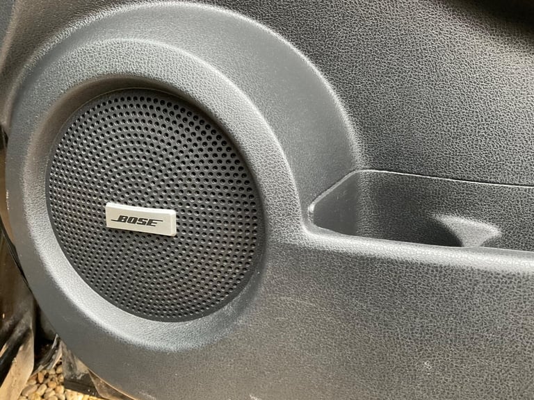 2011 Nissan Qashqai 1.5 dCi Tekna 2WD Euro 5 5dr HATCHBACK Diesel Manual