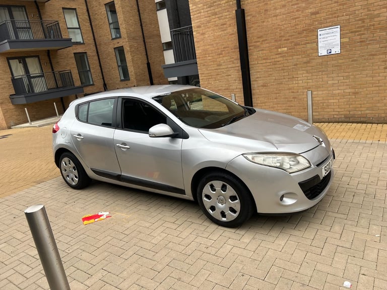 Renault, MEGANE 1.6 manual 5 door 