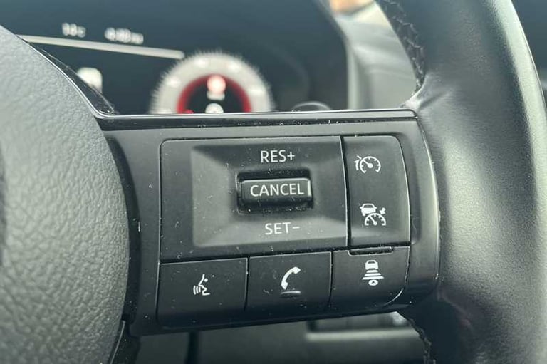 2022 Nissan Qashqai 1.3 DiG-T MH 158 N-Connecta 5dr Xtronic HATCHBACK PETROL Automatic