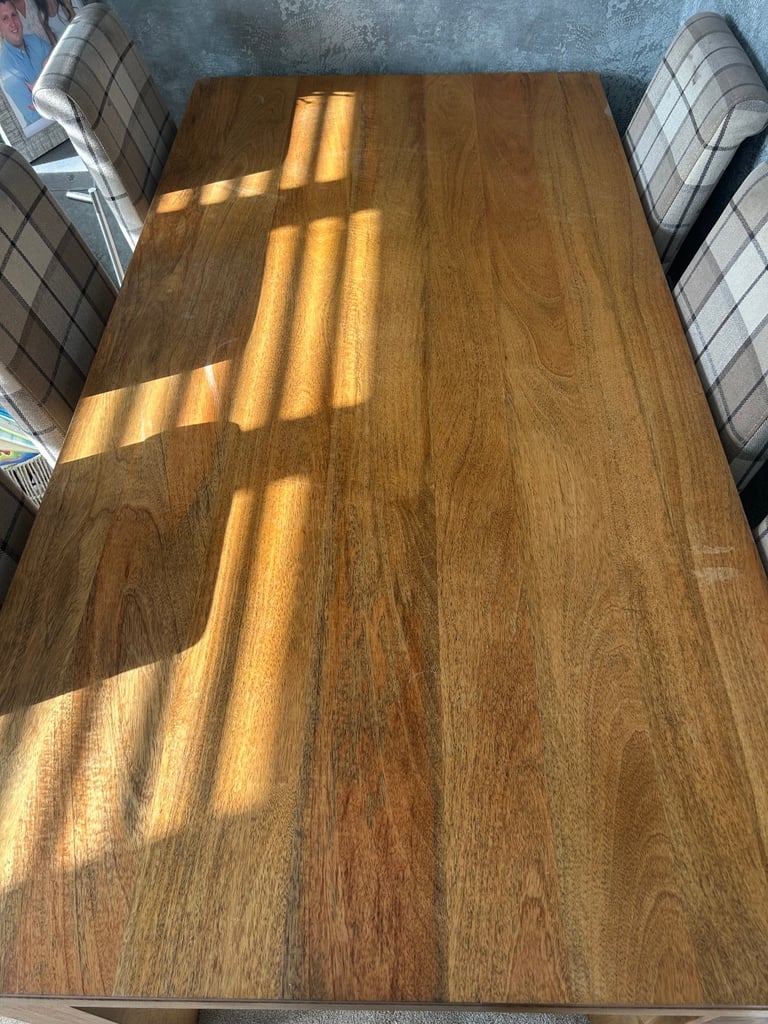 Oak furniture land dining table & 6 chairs