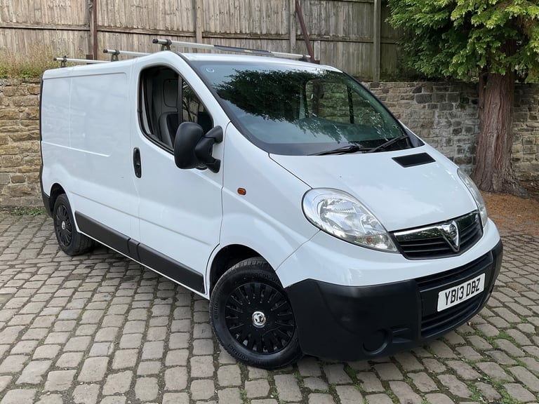 Vauxhall Vivaro 2.0 CDTi 115 2.7T SWB Panel Van White Manual 2013 - NO VAT 