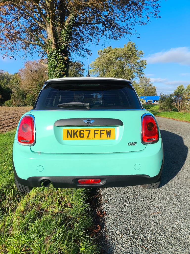 Mini One 2017, Manual, 1198 (cc), 3 doors