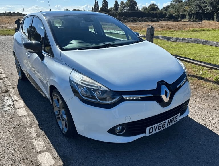 Renault, CLIO, Hatchback, 2016, Manual, 898 (cc), 5 doors