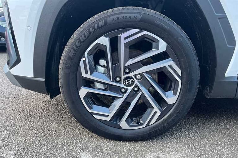 2025 Hyundai TUCSON 1.6T Hybrid Ultimate 5dr Auto ESTATE PETROL/ELECTRIC Automatic