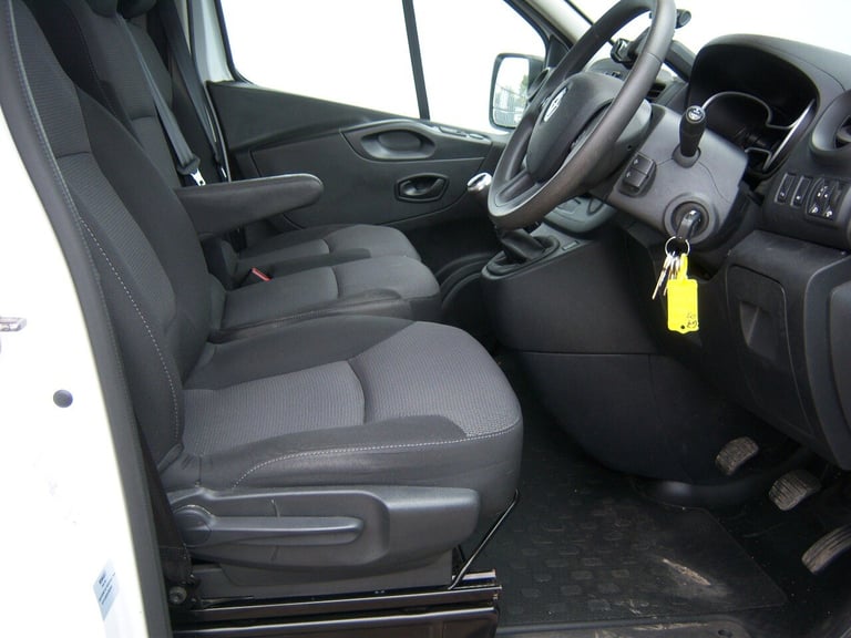 2021 Renault Trafic SL30 ENERGY dCi 145 Business+ Van PANEL VAN Diesel Manual