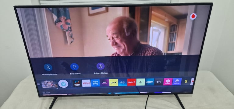 Samsung 43" 4k smart tv _ can deliver