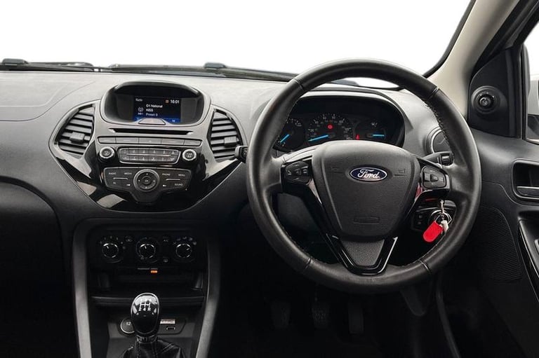 2017 Ford Ka+ 1.2 Zetec 5dr - 12 MONTHS MOT, 2 KEYS, LOW INSURANCE GROUP, REAR PARKING SE Hatchba...