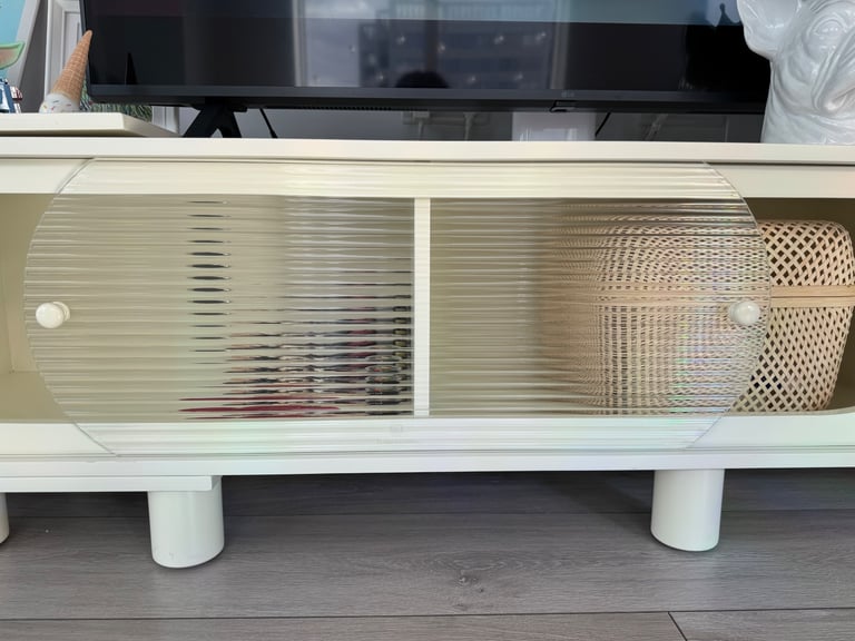 High-Quality TV Stand (White/Cream)