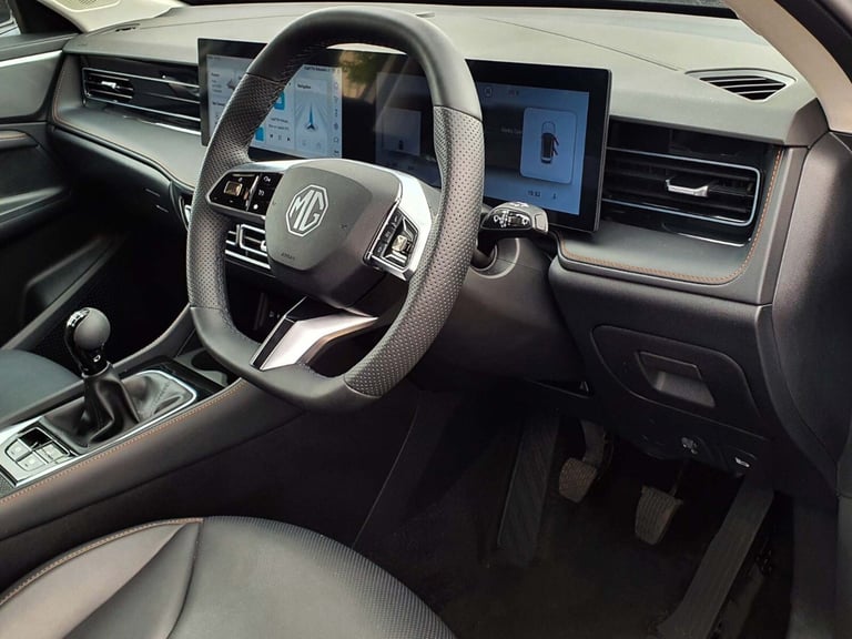 2024 MG MG HS 1.5 T-GDI Trophy 5dr Hatchback Petrol Manual