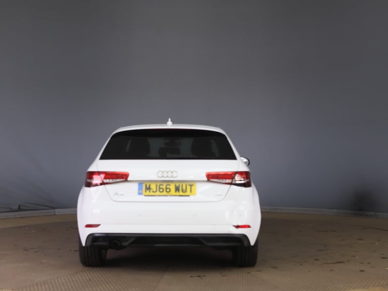 2016 Audi A3 1.6 TDI SE Technik Hatchback 3dr Diesel Manual Euro 6 (s/s) (110