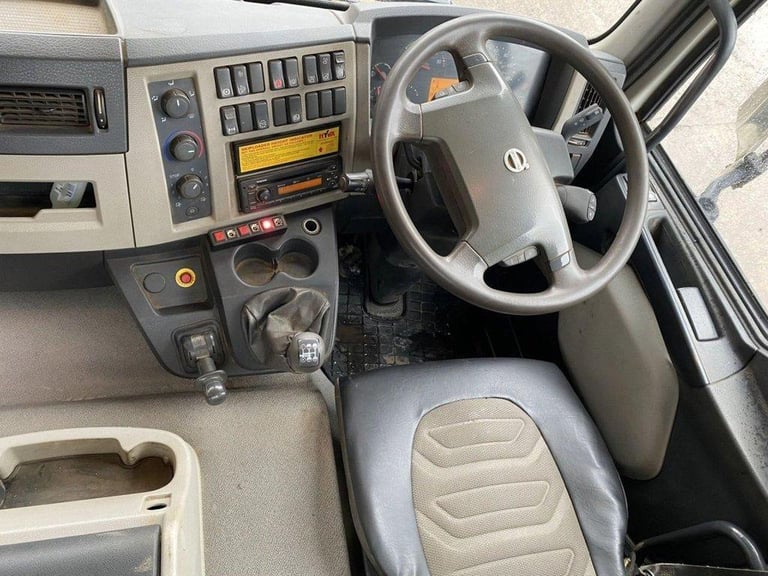 2014 VOLVO FL-250 SKIP LOADER