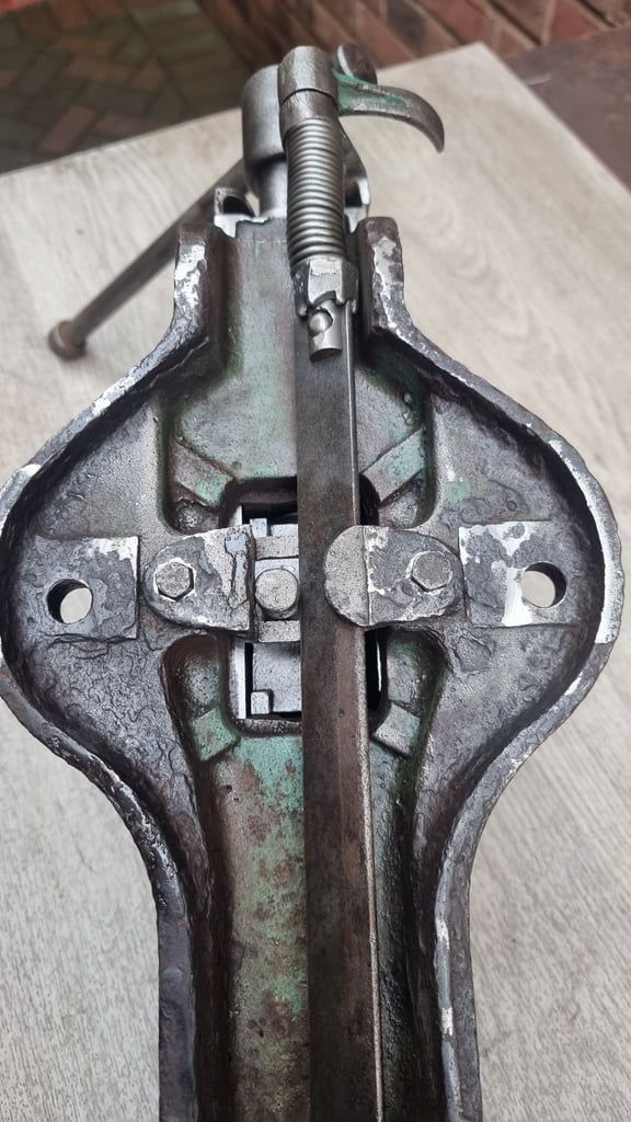 Woden 190/7A Vintage Quick Release Engineering Bench Vice 