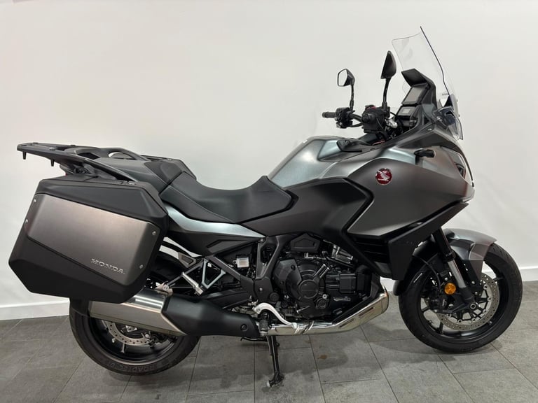 image for 2023 Honda NT1100 DCT, Immaculate, Panniers, Adjustable Screen, Apple CarPlay