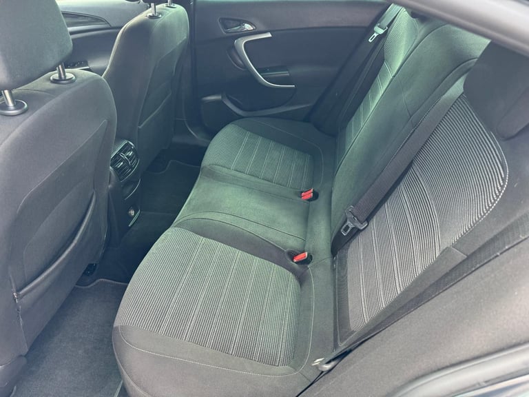 2014 Vauxhall Insignia SRI Nav 2.0 CDTi 5Dr Hatch £2650