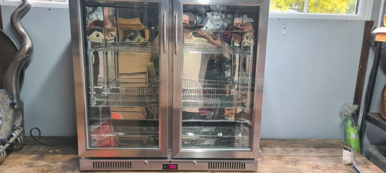 Double drinks fridge