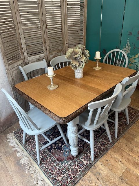Gorgeous Victorian oak dining table with 6 chairs – local delivery