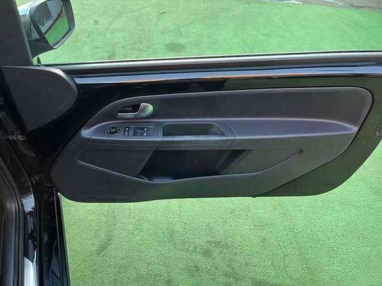 SEAT Mii 1.0 12v by MANGO Hatchback 3dr Petrol Manual Euro 6 (75 ps)