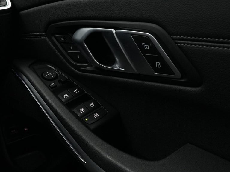 2020 BMW 3 Series 2.0 330e 12kWh M Sport Auto Euro 6 (s/s) 4dr SALOON Petrol/Electric Hybrid Auto...