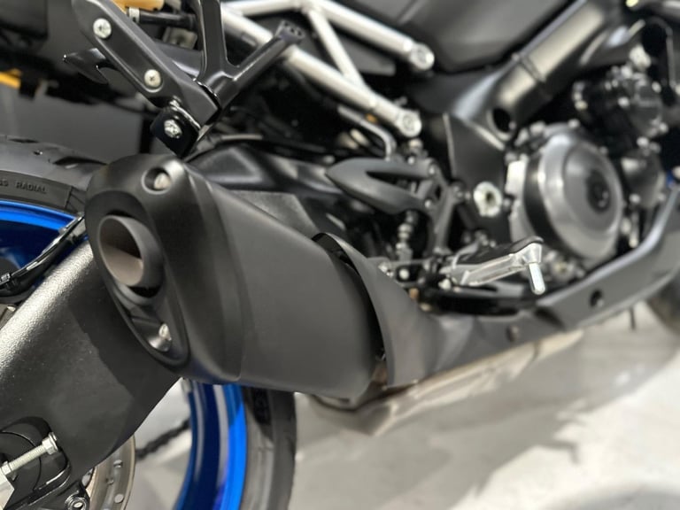2024/73 Suzuki GSX S1000GX Motorcycle 