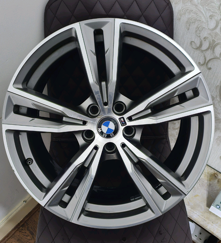 Bmw Z4 Msport 18&quot; alloy wheel - 8J - Genuine BMW Style 798M - ET20 - 5