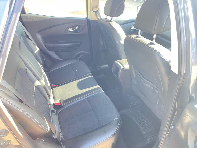 2017 Renault Kadjar 1.2 TCe Dynamique S Nav EDC Euro 6 (s/s) 5dr HATCHBACK Petrol Automatic