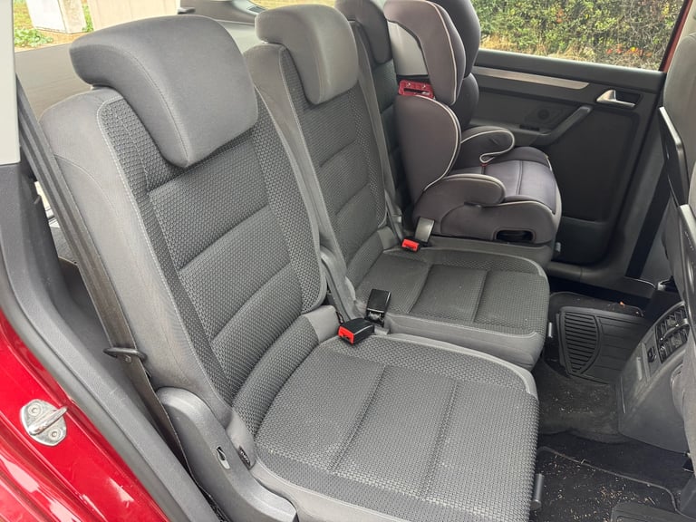 2024 Volkswagen Touran 1.4 TSi Auto MPV PETROL Automatic