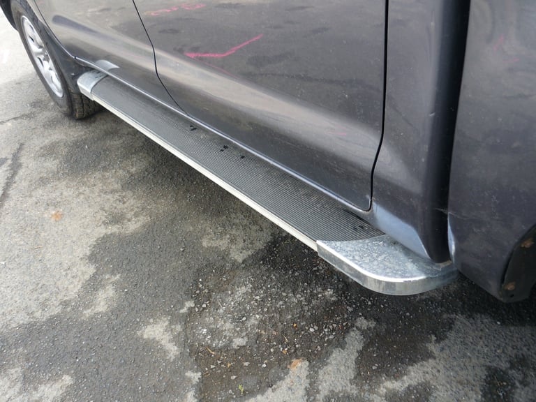 2013 Toyota Hilux HL2 D/Cab Pick Up 2.5 D-4D 4WD 144 PICK UP Diesel Manual