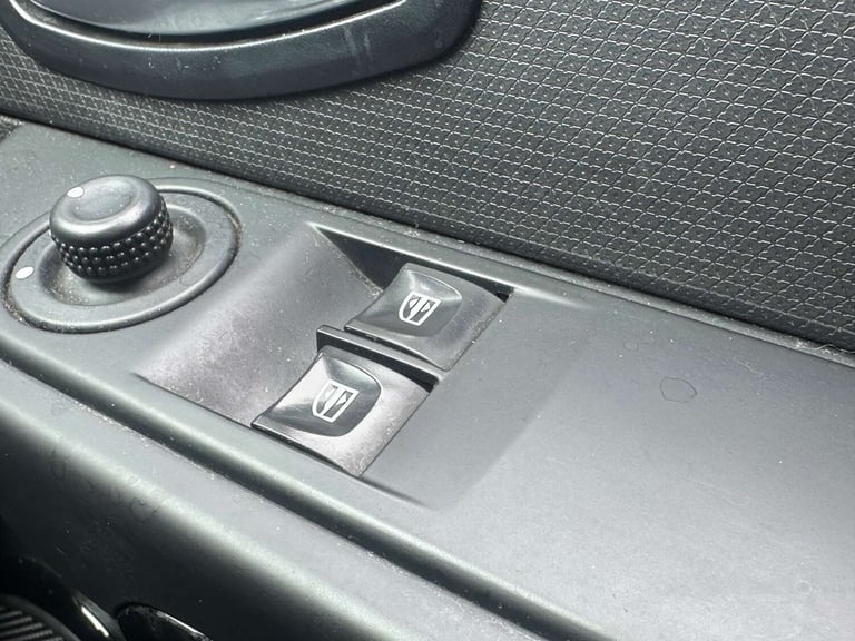 2015 Renault Clio 0.9 TCe Dynamique Nav Hatchback 5dr Petrol Manual Euro 6 (s/s) (90 ps) Hatchbac...