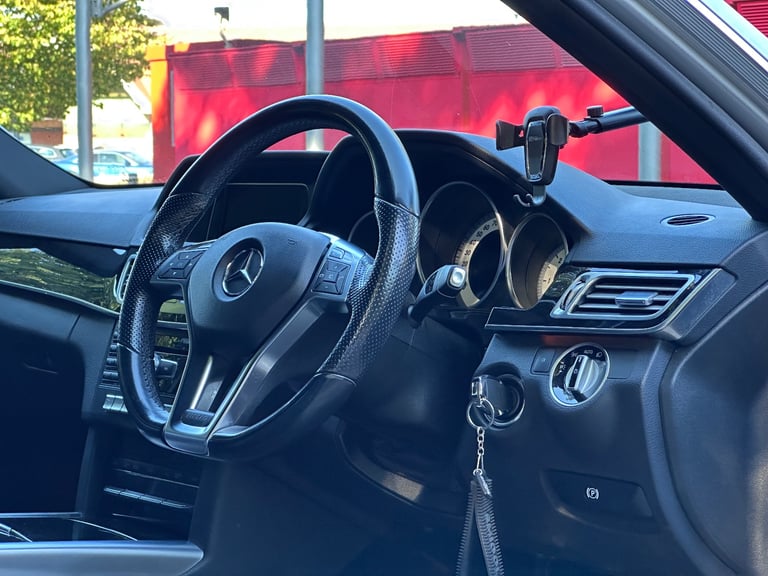 Mercedes-Benz, E CLASS, Saloon, 2013, Semi-Auto, 2987 (cc), 4 doors