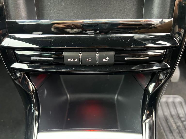 2015 DS Automobiles DS 3 1.6 BlueHDi DStyle 3dr HATCHBACK Diesel Manual