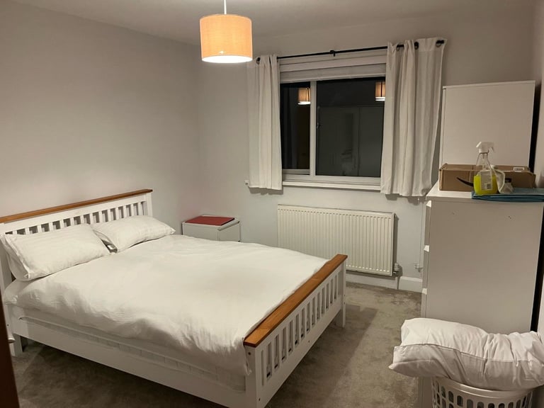 Double room in a quiet shared house