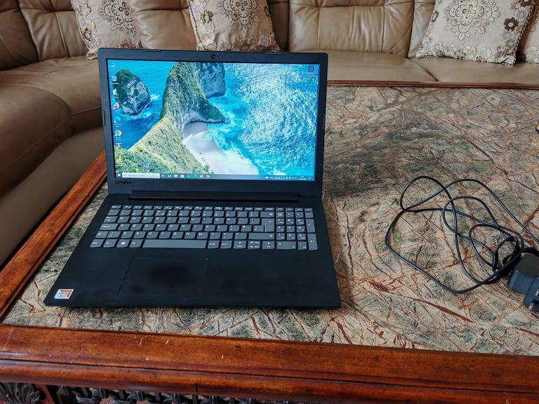 Lenovo V145 15AST 81MT HD 15.6 inch Laptop AMD A9-9425 Radeon R5 8GB RAM 256GB SSD