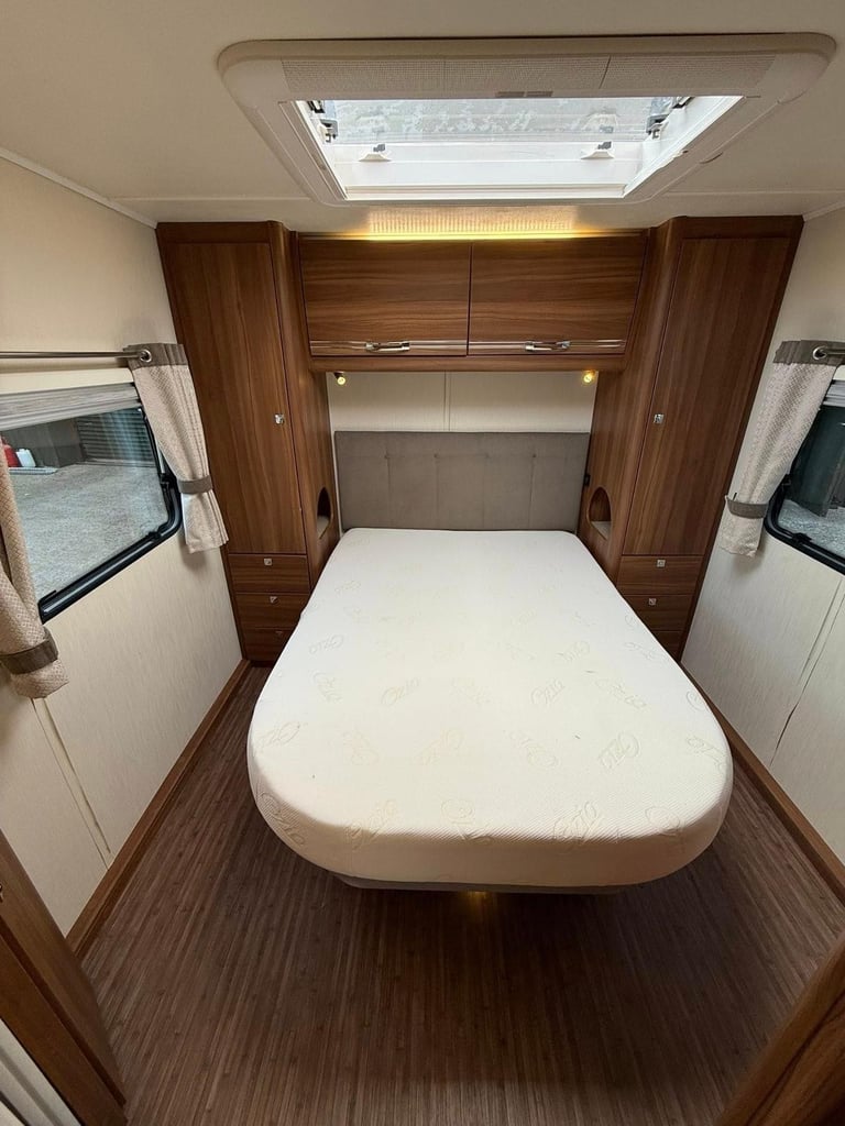 2015 BUCCANEER CARAVEL - 4 BERTH CARAVAN 