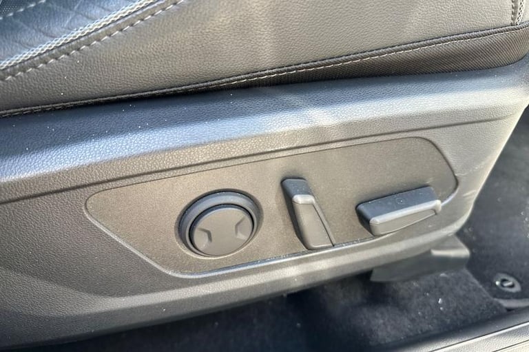 2023 Hyundai TUCSON 1.6 h T-GDi Ultimate SUV 5dr Petrol Hybrid Auto Euro 6 (s/s) (230 ps) Autom S...