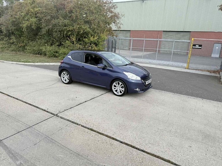 2012 Peugeot 208 1.6 e-HDi 115 Feline 3dr HATCHBACK Diesel Manual