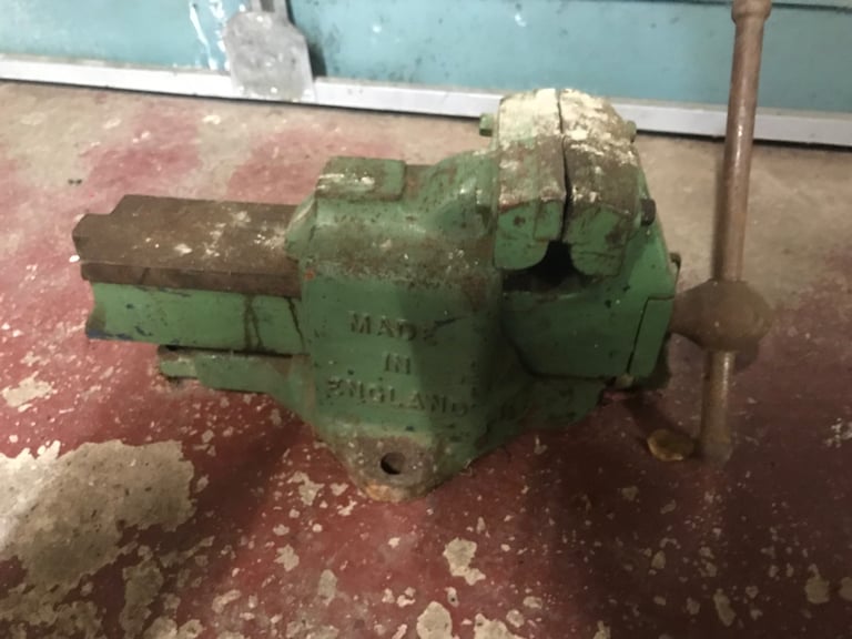 image for Record 110 heavy duty vice