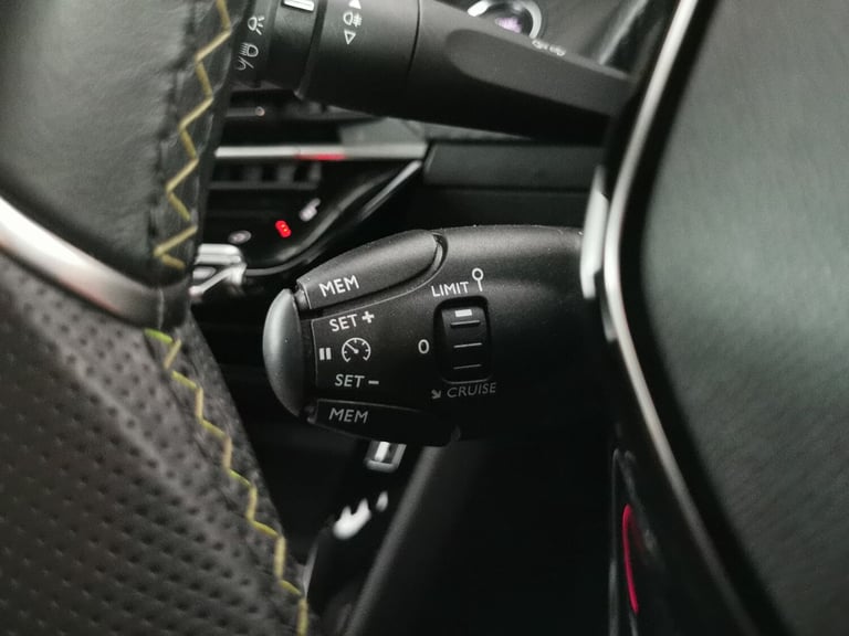 2024 Peugeot 2008 100kW GT 50kWh 5dr Auto HATCHBACK ELECTRIC Automatic