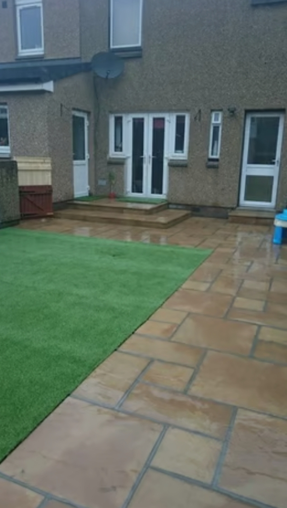 All types of Landscaping/Paving/Driveways/Fencing/Decking Garden services and much more CALL NOW ✅️