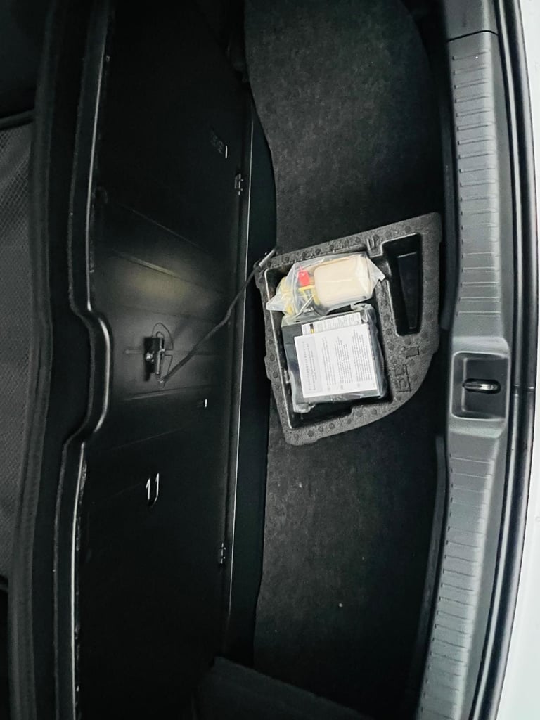 Toyota wish 2013 7 seats white petrol atomatic ulez 1.8