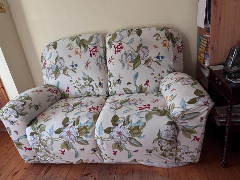 Oak Furnitureland Goodwood 2 Seater Electric Power Recliner 