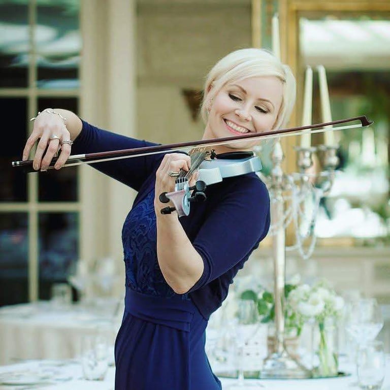 image for Violinist, Eimear~Wedding music, events music, parties and corporate events 