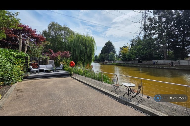 2 bedroom flat in Brindley House, Worsley, Manchester, M28 (2 bed) (#2587589)