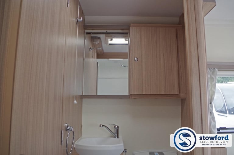 Bailey Phoenix Plus 640, 2021 Used Touring Caravan