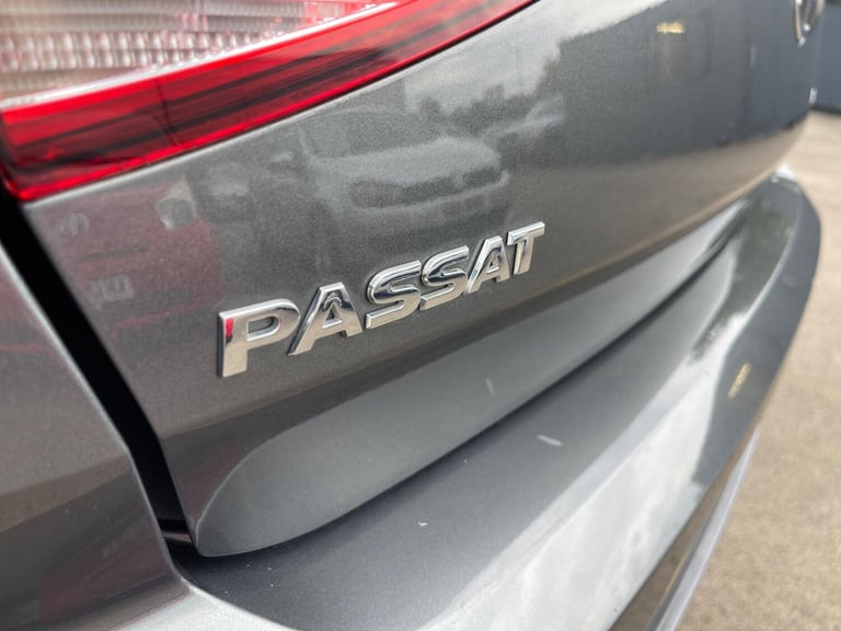 2015 Volkswagen Passat 1.6 TDI BlueMotion Tech S Euro 6 (s/s) 4dr SALOON Diesel Manual