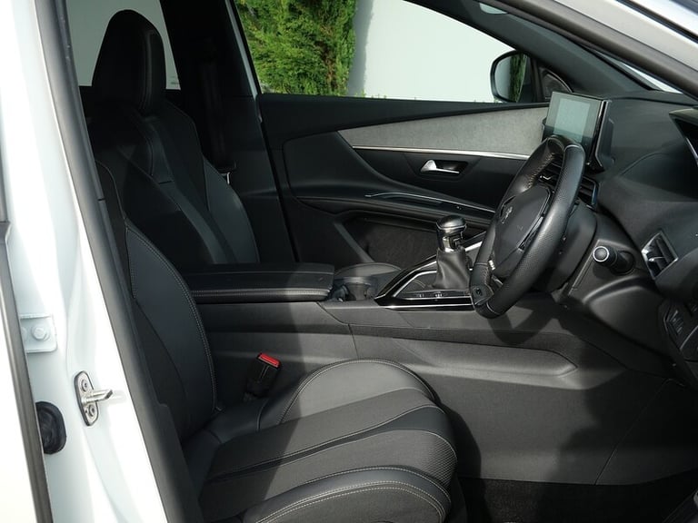 2022 Peugeot 5008 1.5 BlueHDi GT 5dr EAT8 HATCHBACK DIESEL Automatic