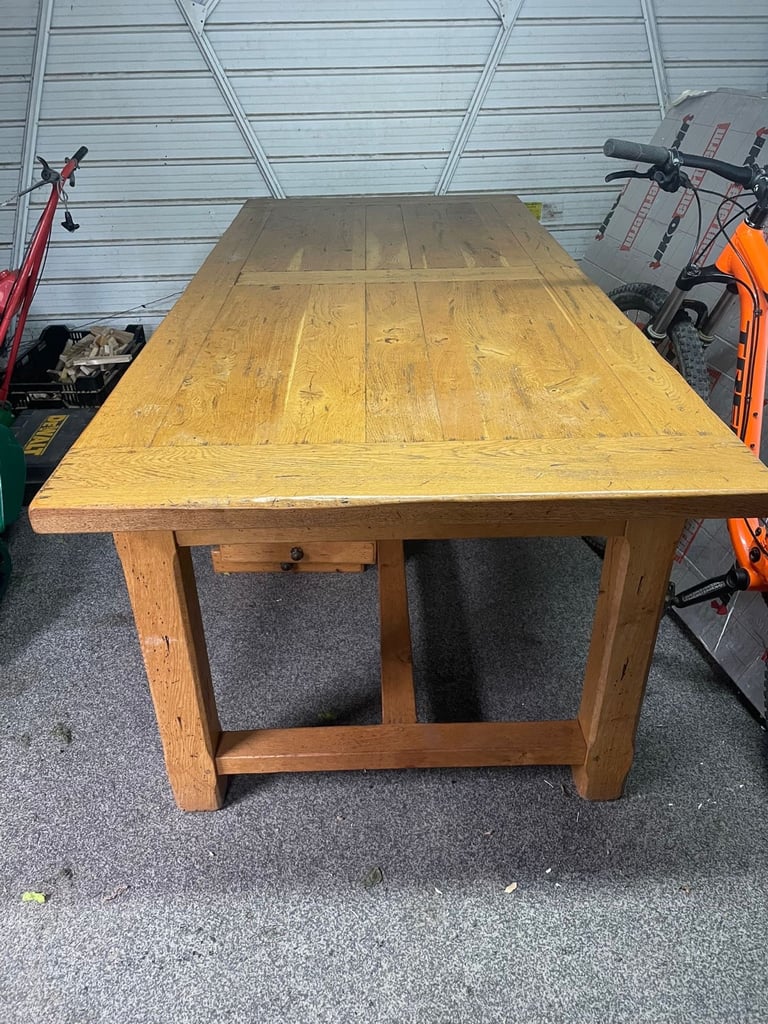 Solid oak table 