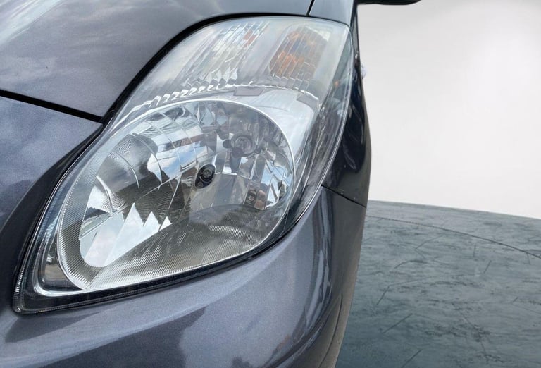2011 Toyota Yaris 1.33 Dual VVT-i T Spirit Euro 5 (s/s) 5dr Petrol