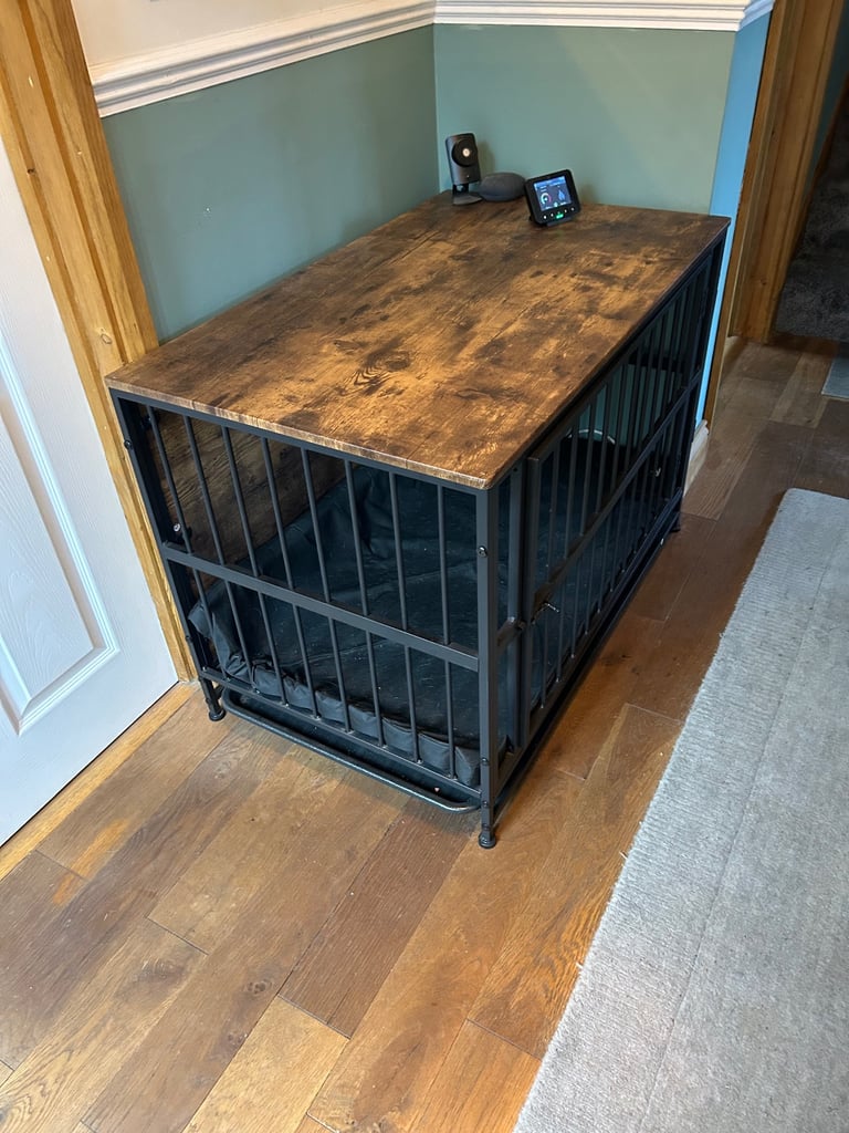 Dog crate for sale