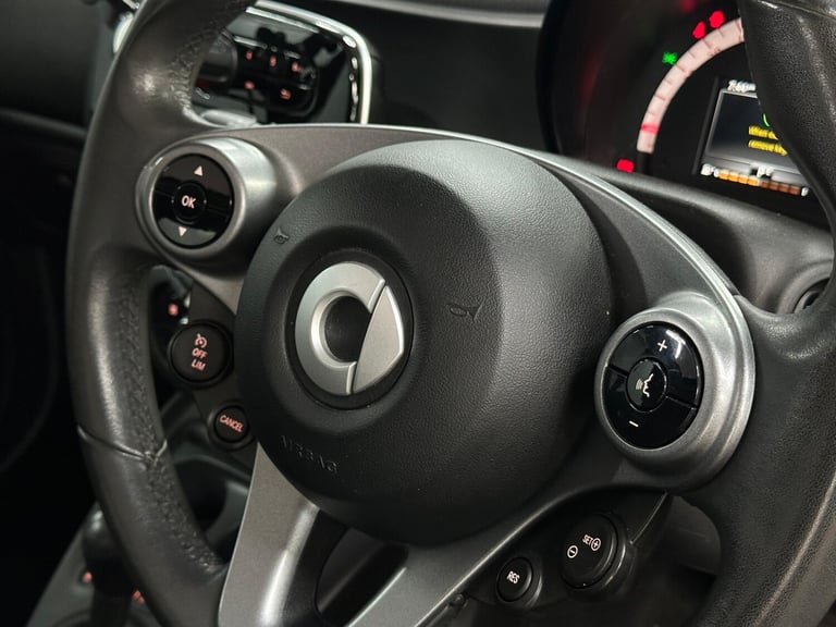 2016 SMART FORTWO CABRIO 1.0 Passion 2dr Auto PASSION RED EDITION JUST SERVCIED
